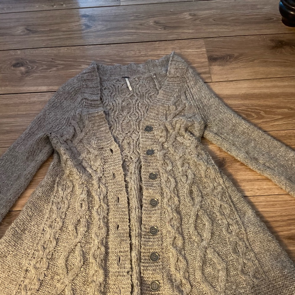 Grey sweater